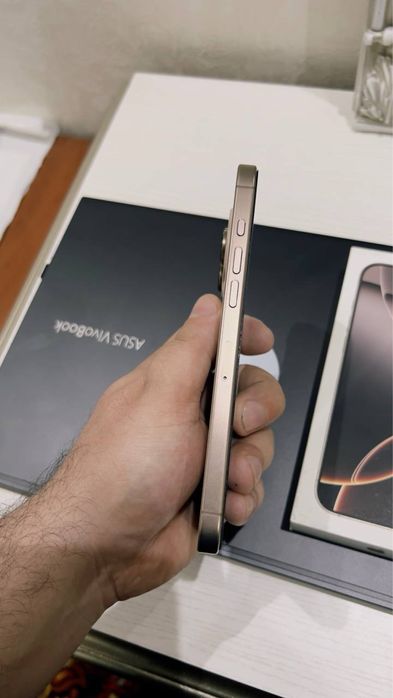 Iphone 16 pro max desert titanium