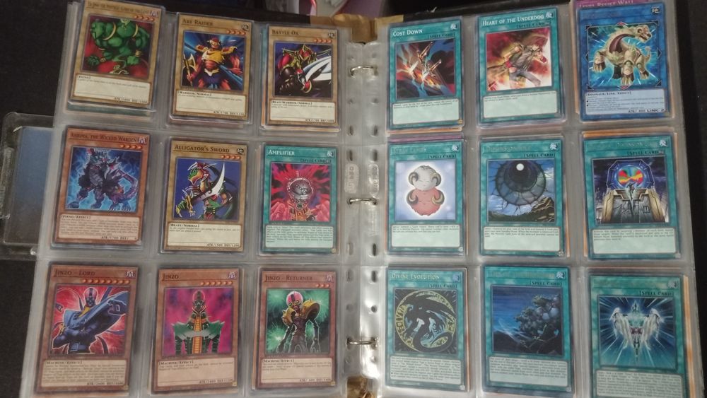 Yu-Gi-Oh cards, Югио карти