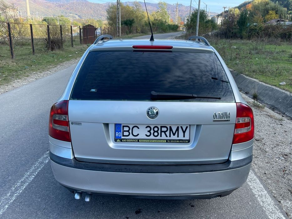 Vând Skoda Octavia 2