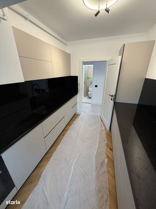 Decomandat 3 camere  Apartament De Lux Ultra Central Bloc Nou