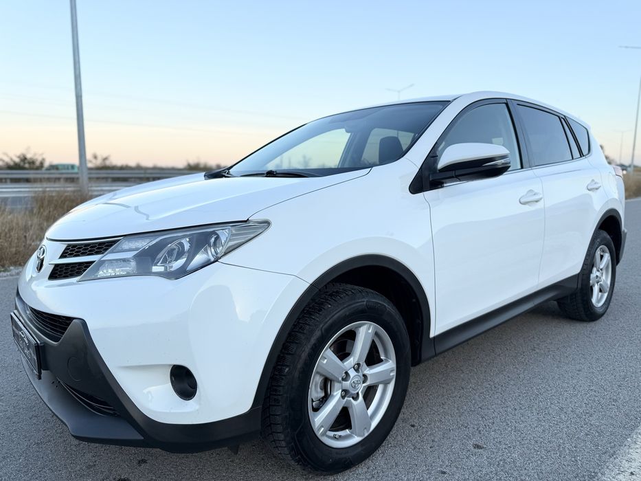 Toyota RAV 4 2.0 D-4D 126к.с 2015г. AWD 4X4