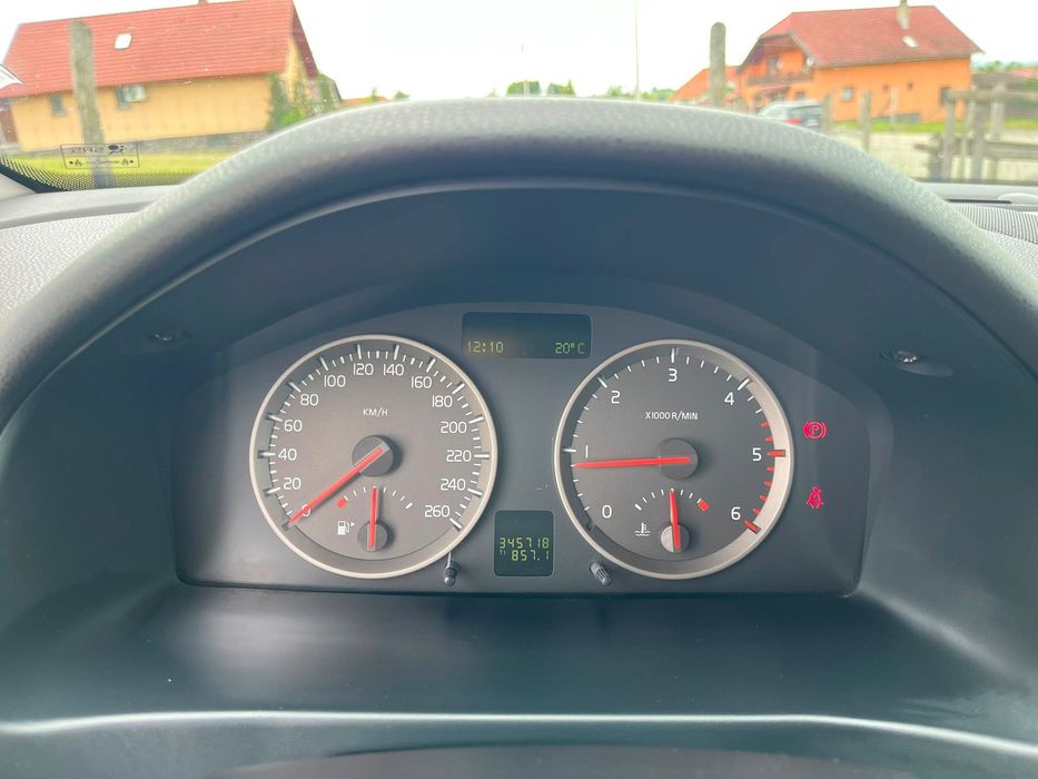 Volvo V50 Momentum