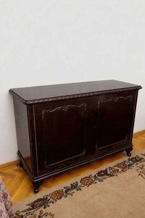 Mobilier de sufragerie model vechi