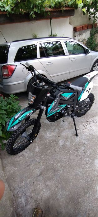 Продавам мотор kxd f 140