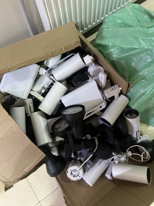 Свет , споты лапы