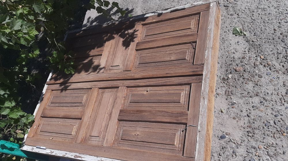 Eshik derazalar sotiladi b/u