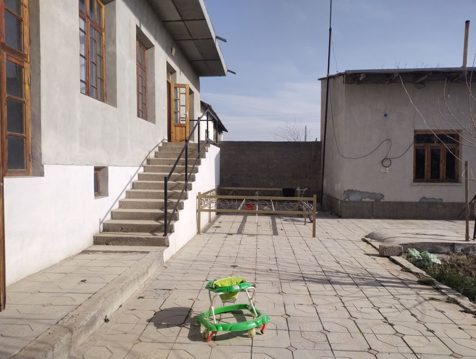 Chelak shahri Xoʻjaobod mahallasi, Fayzulla Xoʻjayev koʻchasi 32 uy