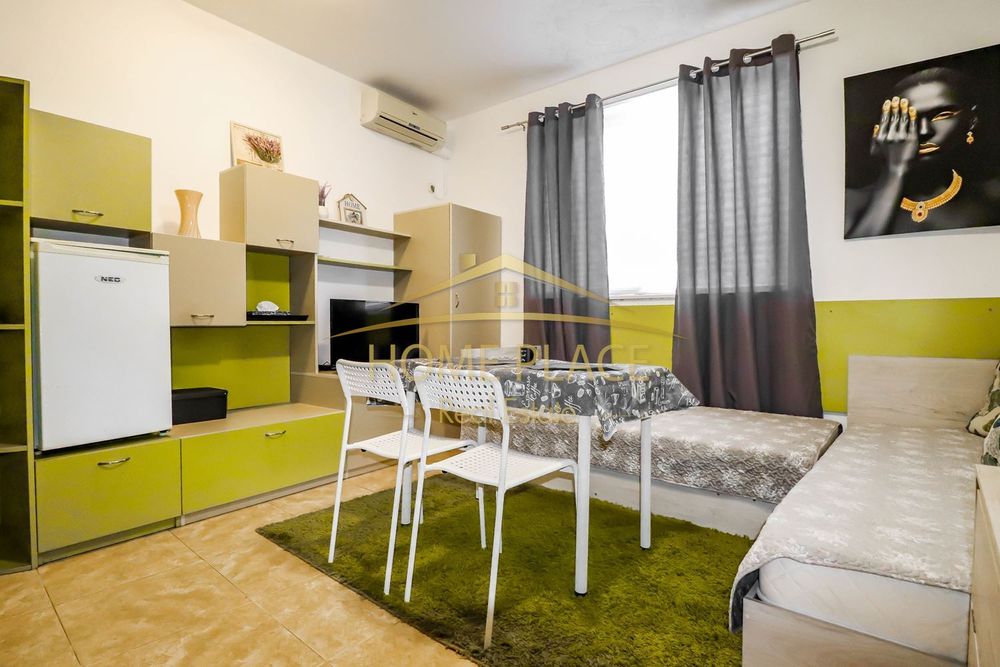 ПАРКОМЯСТО ! Едностаен апартамент под наем - Бриз