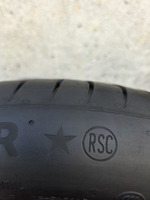 Vand  două anvelope de vara continental  225 45 19  dot 0723