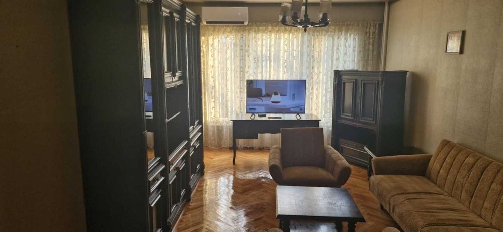 Дава се под наем Двустаен апартамент в София, Красна поляна 1 - 70 кв.м за 425 € - Снимка #1