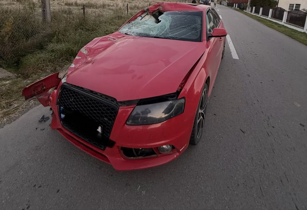 Vând Audi A4, B8 pentru dezmembrare