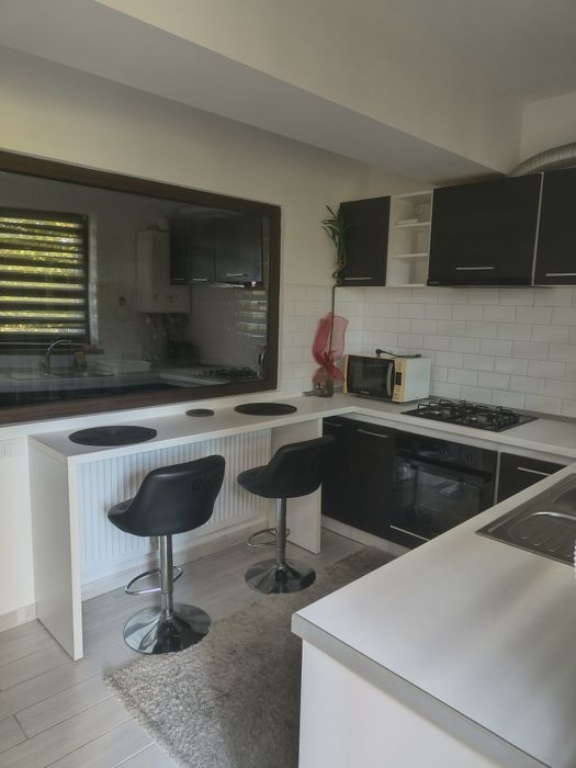 Închiriez regim hotelier