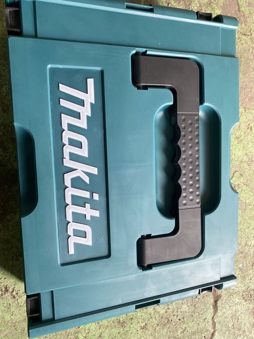 Makita Акумулаторен Гайковерт + Шлайф