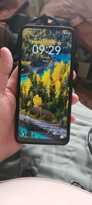 Продаю хуавей nova 11 i