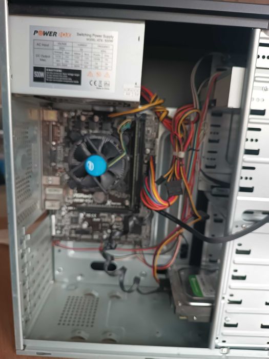 Pentium G2020 2x2.9GHz, 8GB DDR3, 500GB HDD, 500W