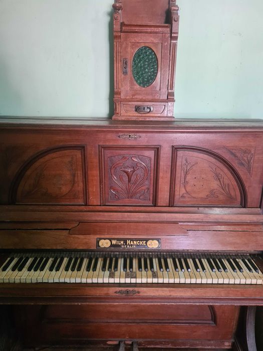 Старинное пианино 1889г.