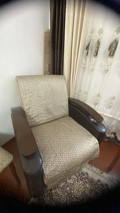 Диван и кресло