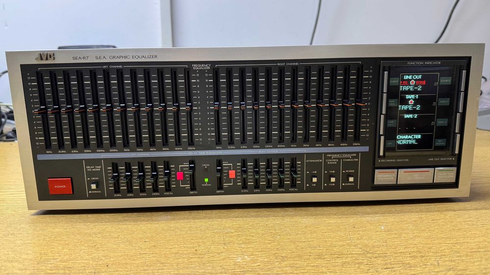 Egalizator grafic JVC SEA-R7