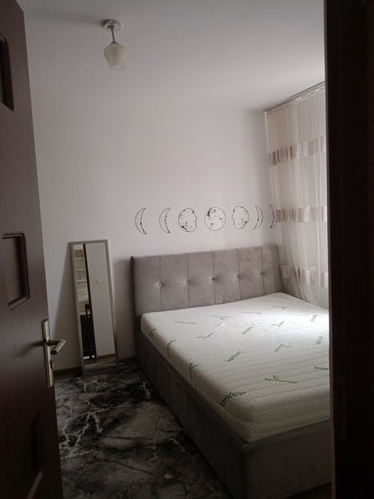 Proprietar,închiriez ap.cu 2 camere