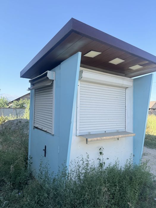 Киоск для продажи мороженое слэш кукуруза