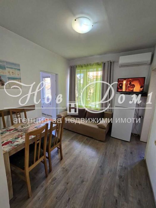 Продава се Двустаен апартамент в Варна, Център - 60 кв.м за 8 €/кв.м - Снимка #4