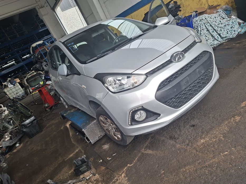 Fata completa hyundai I 10 2016