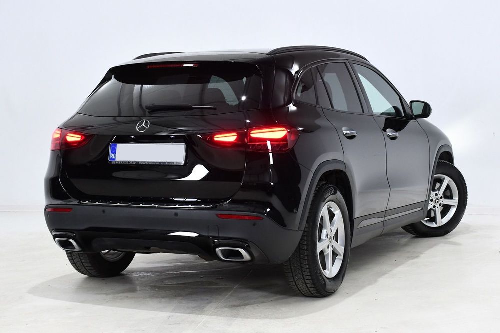 Mercedes-Benz GLA Mercedes-Benz GLA 180 Mild-Hibrid /  2024 / Full Led / Distr