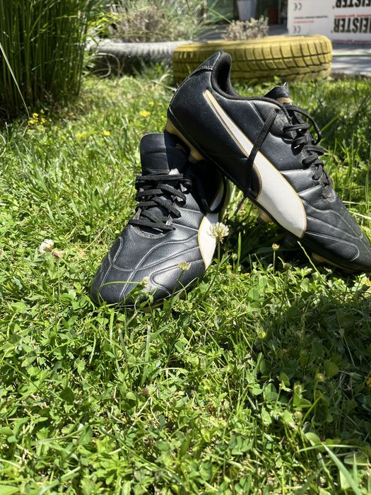 Vand ghete fotbal puma 43(28cm),stare foarte buna
