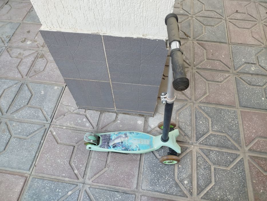 Детский самокат б/у