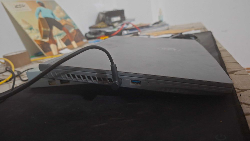 Laptop Gaming MSI Thin 15 B12VE i5 12450h RTX 4050 16GB RAM 3200mhz - 512GB SSD NVME