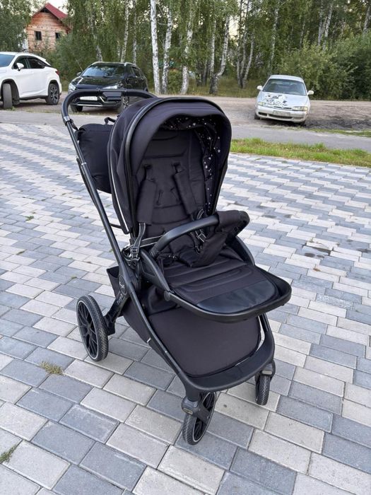 Продам детскую коляску