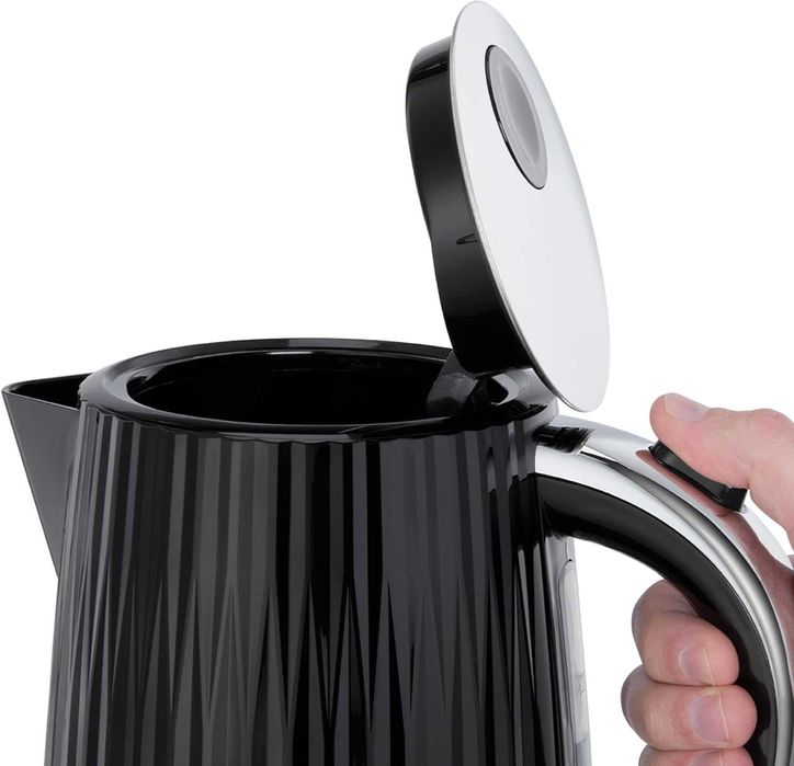 Кана Russell Hobbs Eden RHK2736BLK текстуриран дизайн, капак, отварящ се с натискане, основа въртяща се на 360° прозорец за вода с манометър 1,7 л