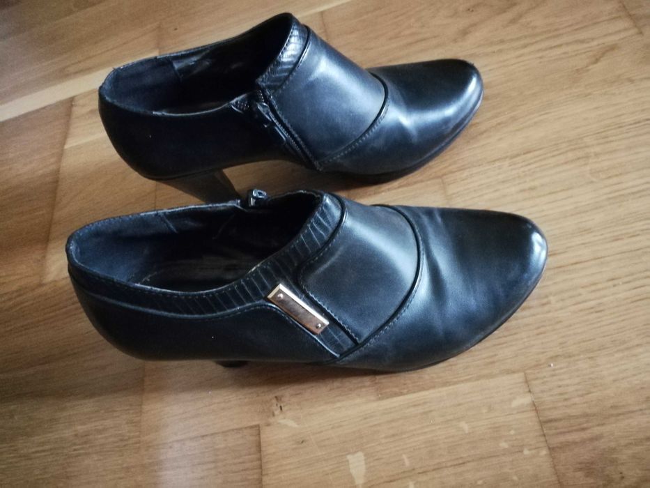 Botine piele ecologica elegante