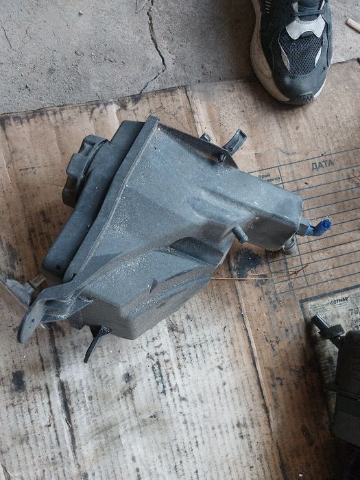 Казанче антифриз е90 е91 бмв  2.0д 177кс bmw e90 e91 2.0d