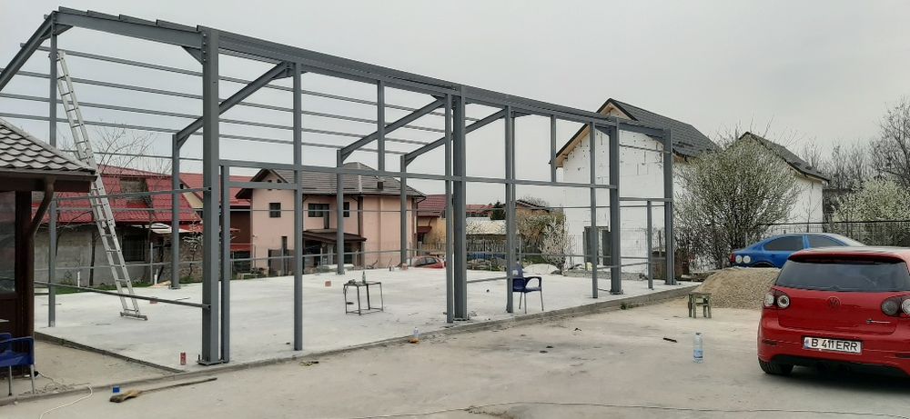 Vindem hale metalice fără avans