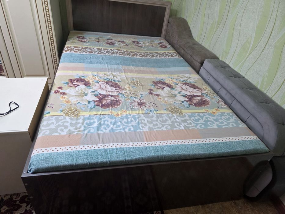 Продается 1.5 кровать