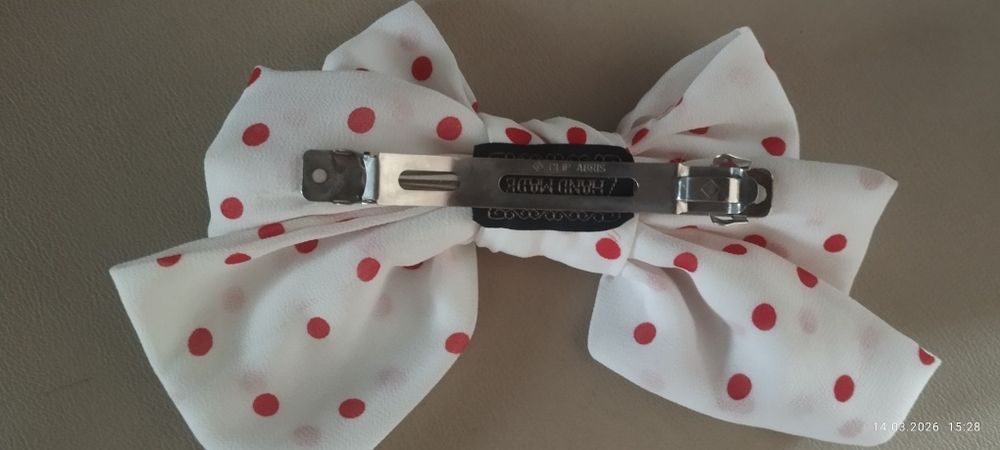 Заколка бант в горошек