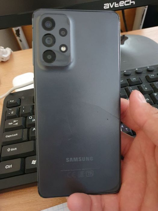 Samsung A73 5g  bolishi 1.3