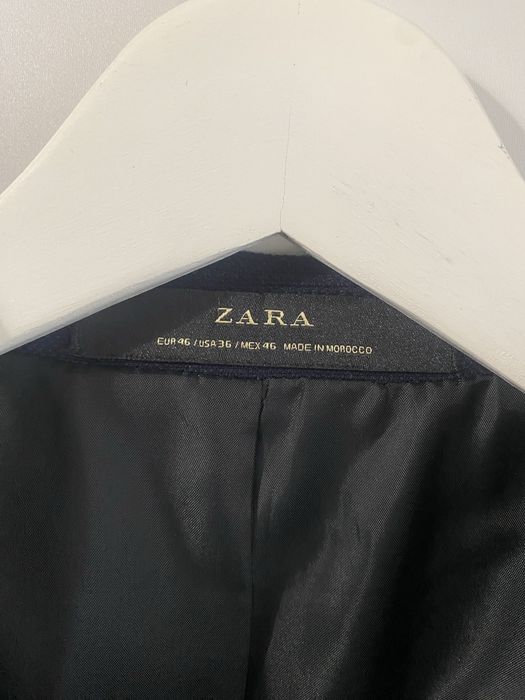 Мъжки костюм от сако и панталон Зара