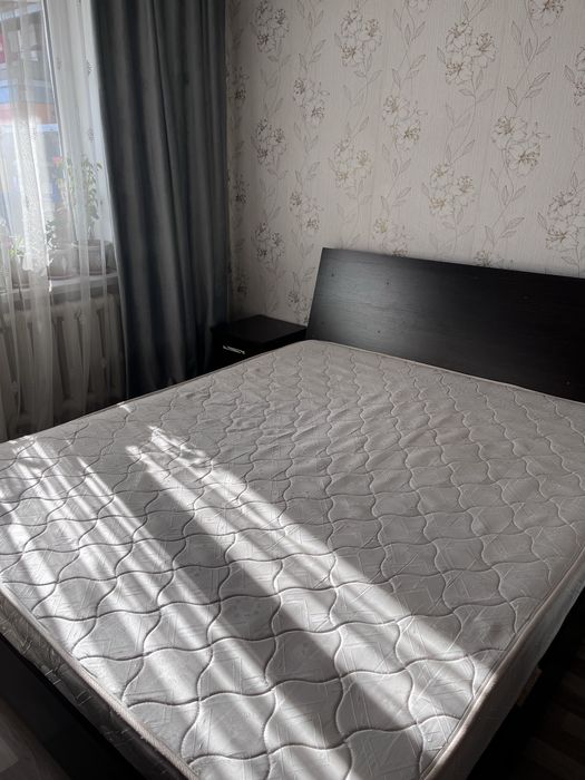 Спальный гарнитур б/у