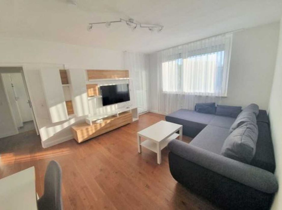 Дава се под наем Двустаен апартамент в Пловдив, Южен - 65 кв.м за 306 € - Снимка #2