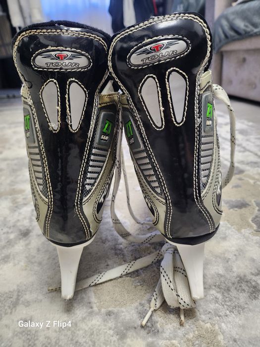 Vind patine  numărul 38