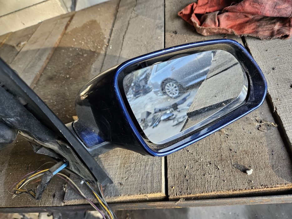 Oglinda Dreapta Polo cu semnalizare