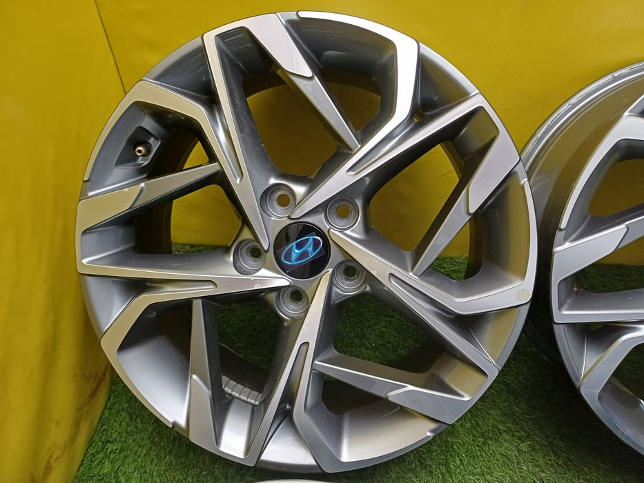 Диски R17 5x114.3 на Hyundai