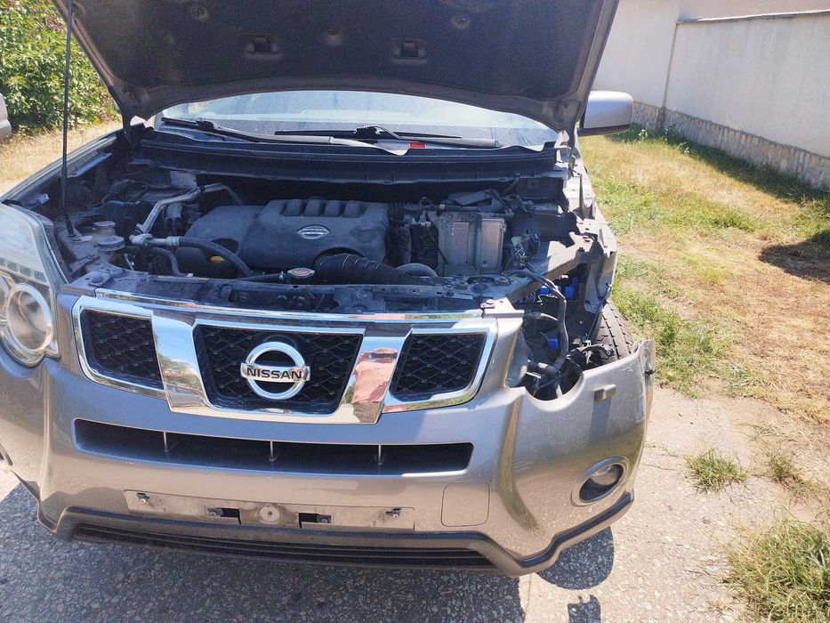 Nissan X-Trail T31 2.0 dci на части.