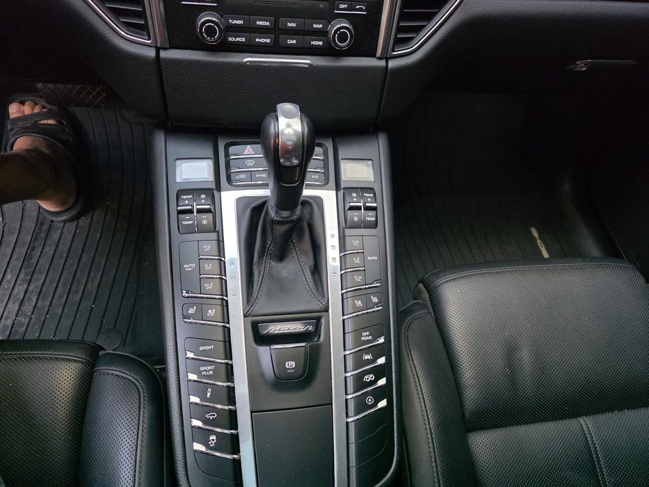 PORSCHE Macan 2018 — imagine 5