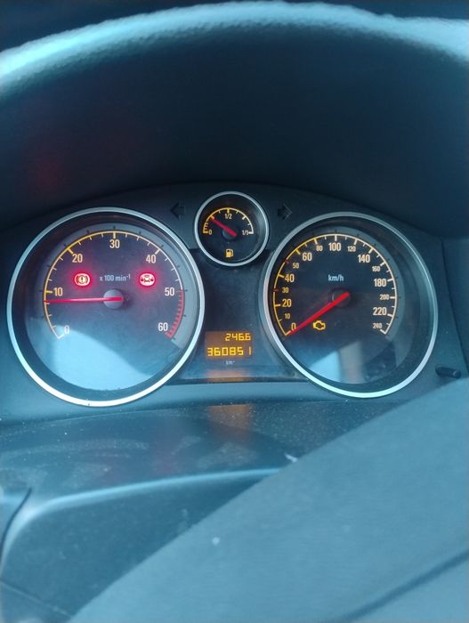 Vând Opel.Astra H