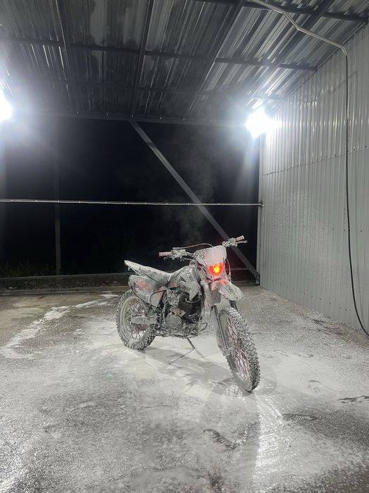 Продам эндуро 250куб