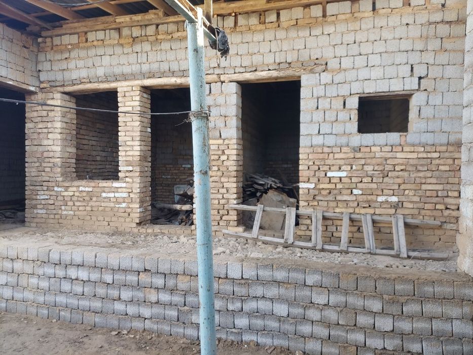 3 sutixHovli uchastka