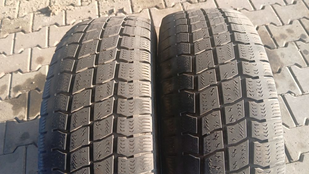225 70 15C, folosite două sezoane